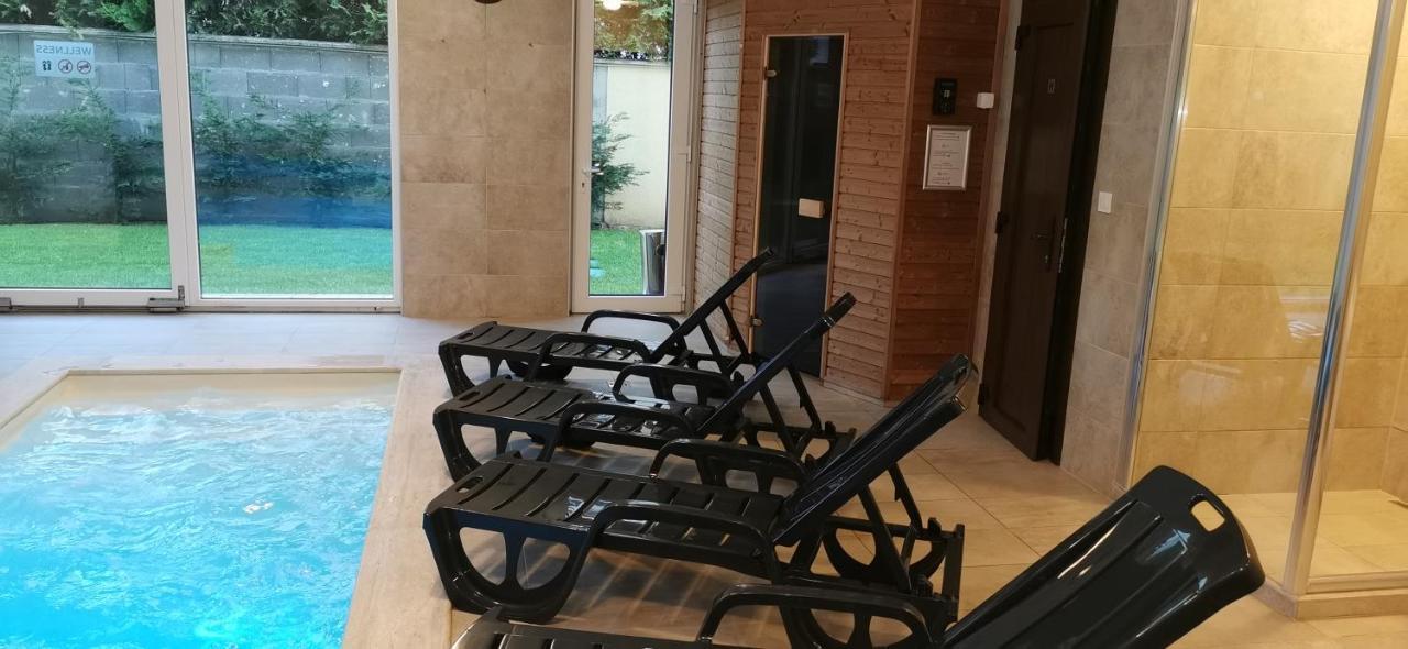 Balaton&Center Wellness Apartman Siofok Ngoại thất bức ảnh